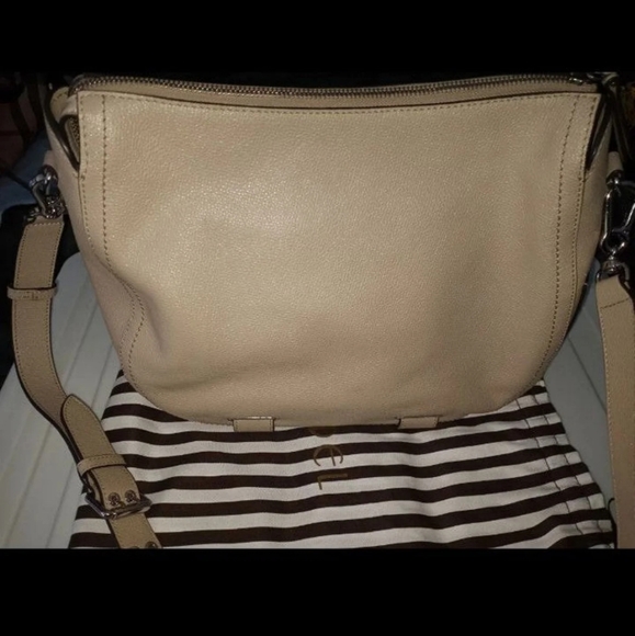 🐞HENRI BENDEL SPRUCE STREET HOBO EUC CREAM AND SILVER - Picture 4 of 8